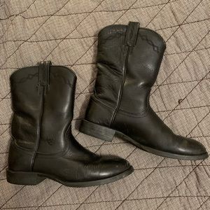 Ariat boots, good condition